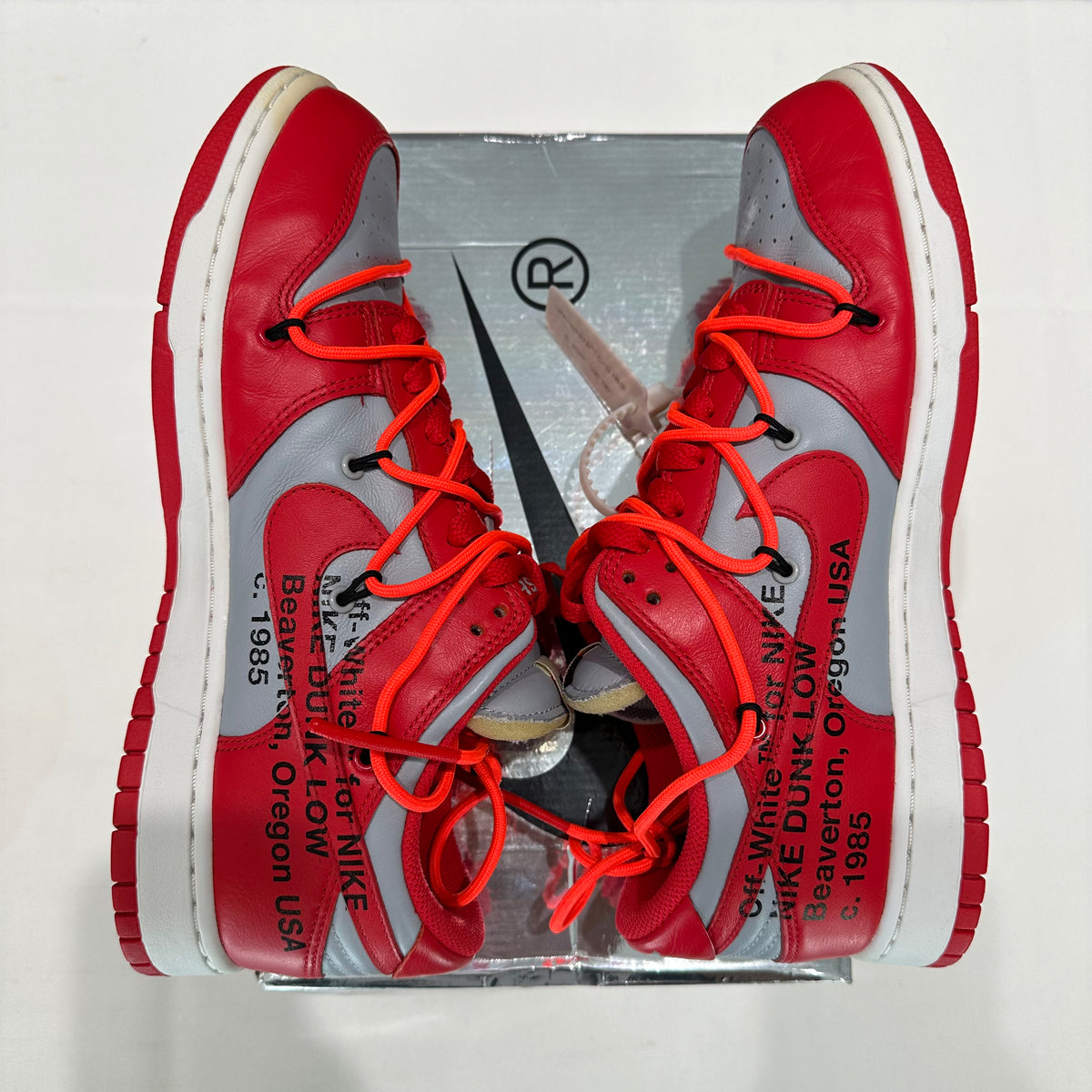 NIKE DUNK LOW OFF-WHITE UNIVERSITY RED CT0856600 SIZE 9 (PRE NIKE DUNK LOW OFF-WHITE UNIVERSITY RED CT0856600 SIZE 9 (PRE