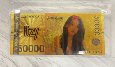 ITZY CURRENCY GOLD CARD IT3