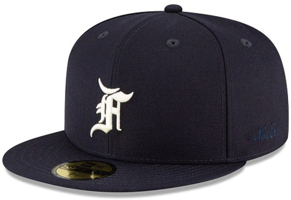 【新品未使用】FEAR OF GOD×NEWERA 59FIFTY Navy FEAR OF GOD ESSENTIALS NEW ERA 59FIFTY FITTED HAT NAVY