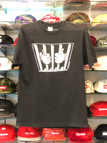 SUPREME JAIL TEE BLACK (PRE-OWNED) SIZE L